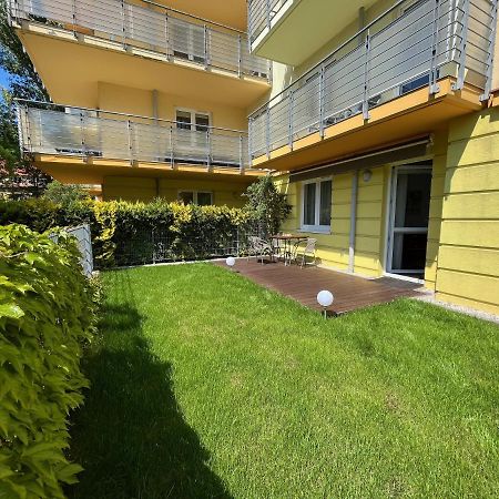 Apartament Z Garazem I Ogrodem Kolobrzeg Exterior photo