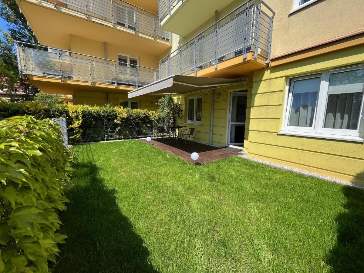 Apartament Z Garazem I Ogrodem Kolobrzeg Exterior photo